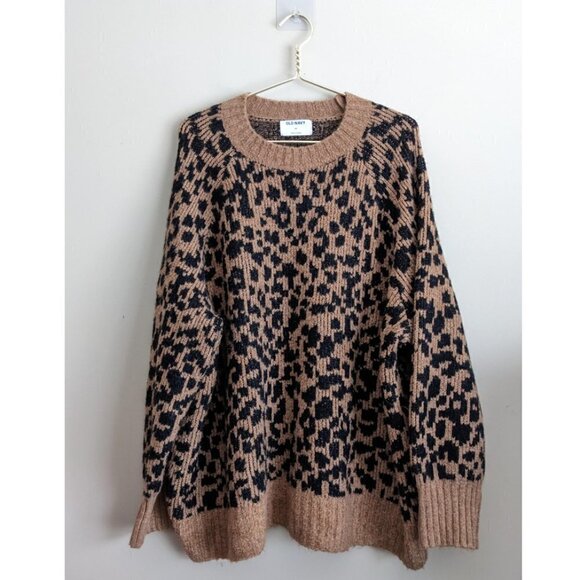 Old Navy Leopard-Print Pullover - Picture 5 of 7
